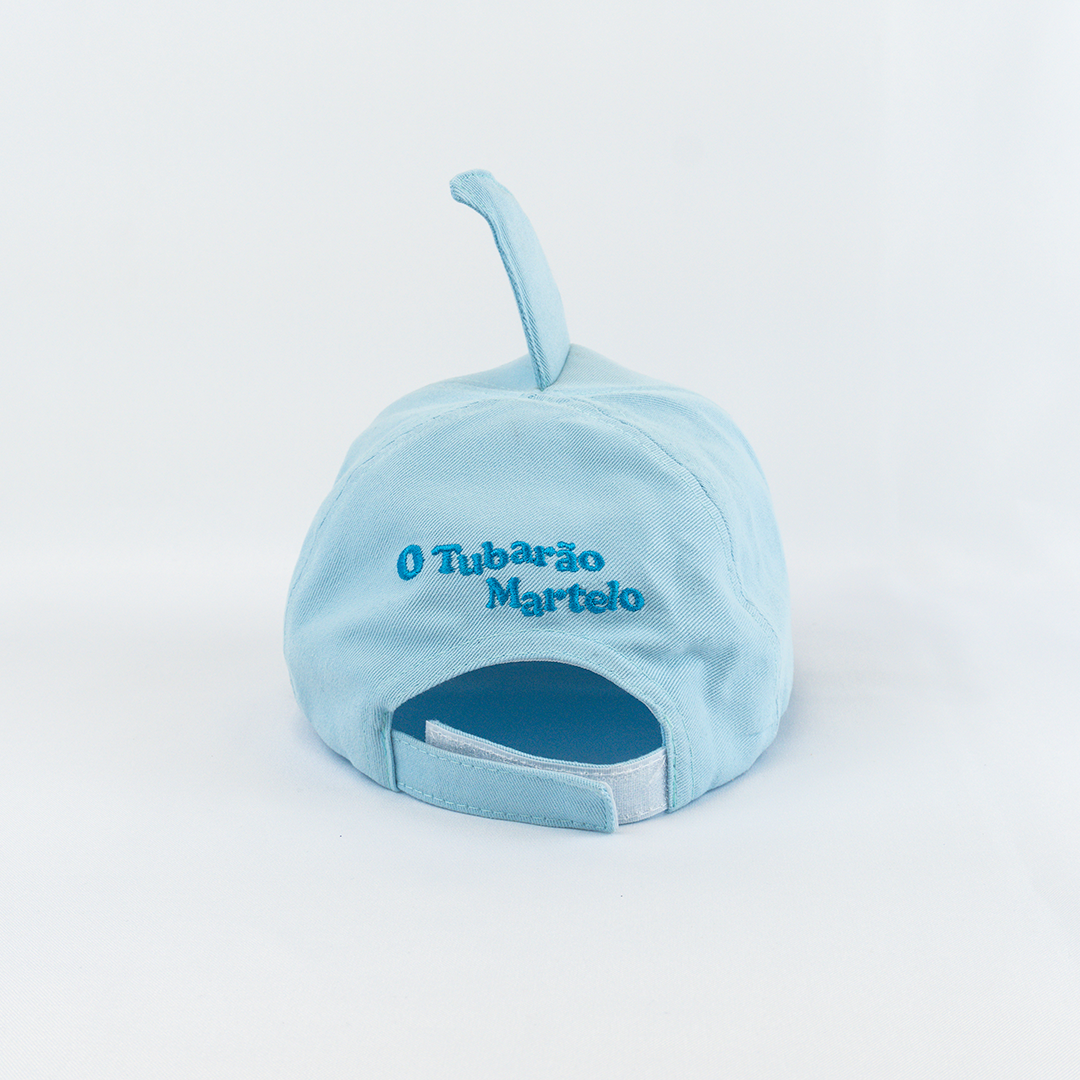 Boné infantil ajustável com barbatana O Tubarão Martelo